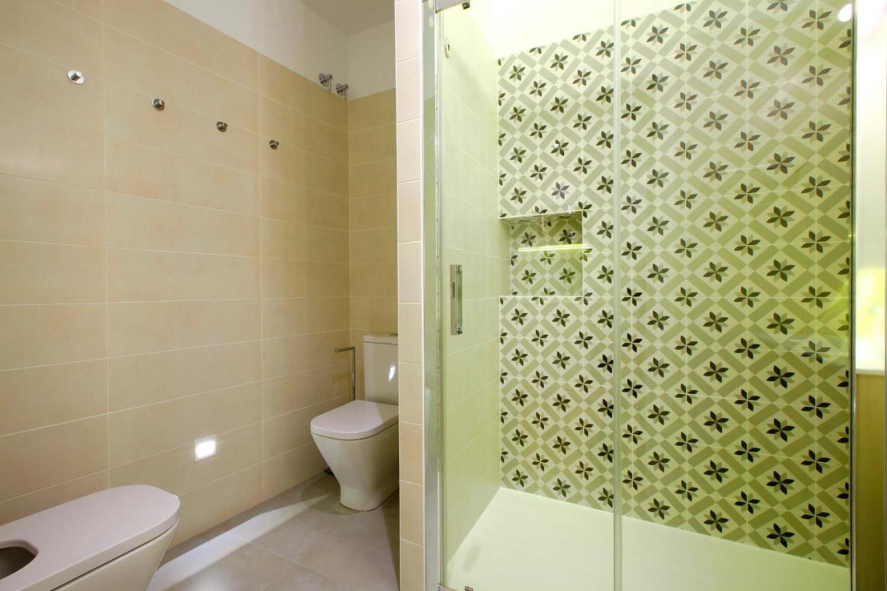 Prado Suite Мадрид Экстерьер фото