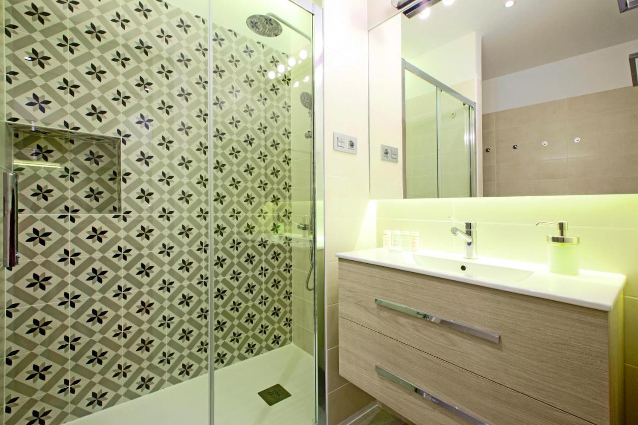 Prado Suite Мадрид Экстерьер фото