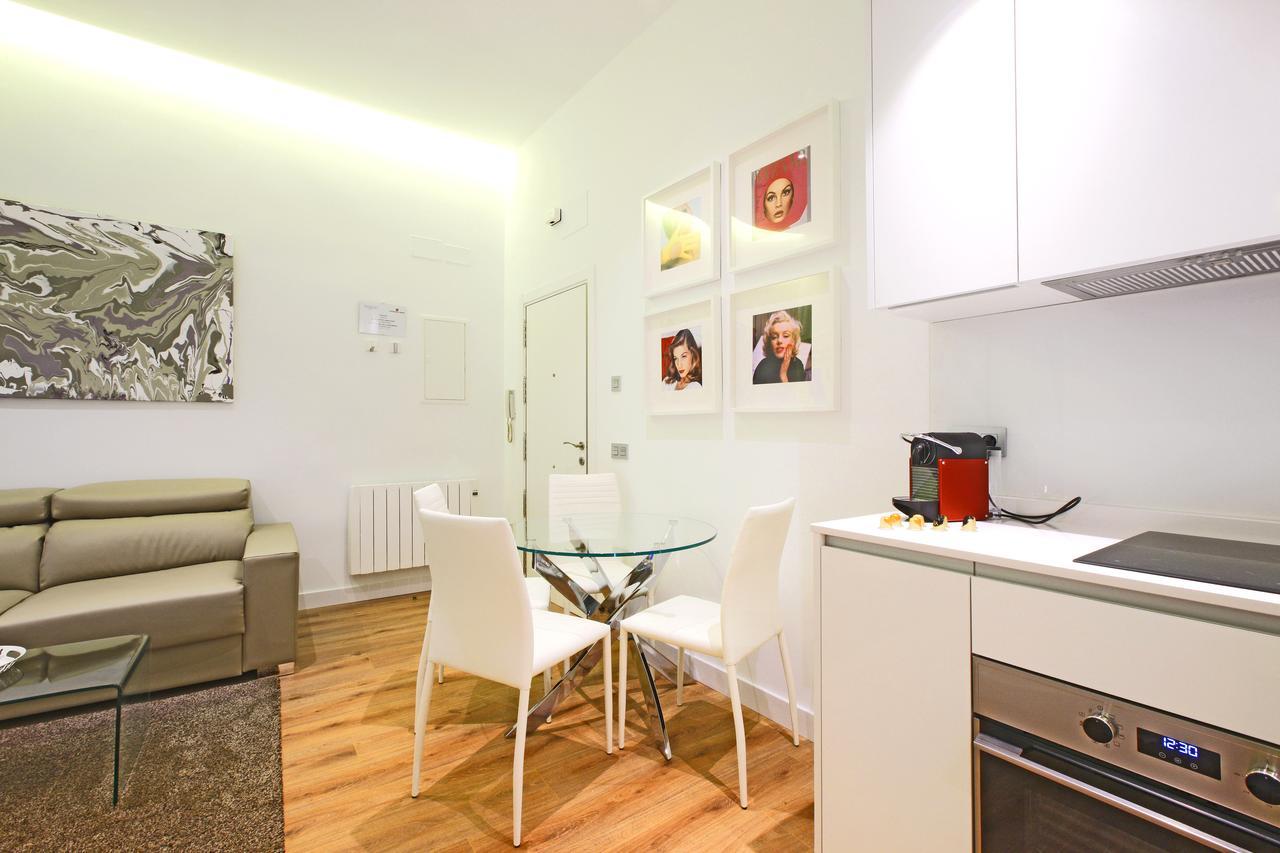 Prado Suite Мадрид Экстерьер фото