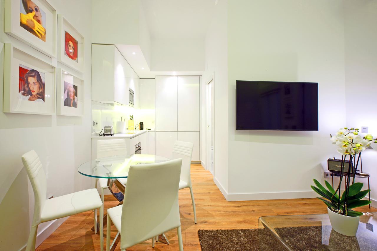 Prado Suite Мадрид Экстерьер фото